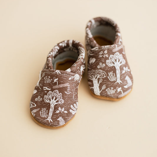 Moccs in,In The Forest